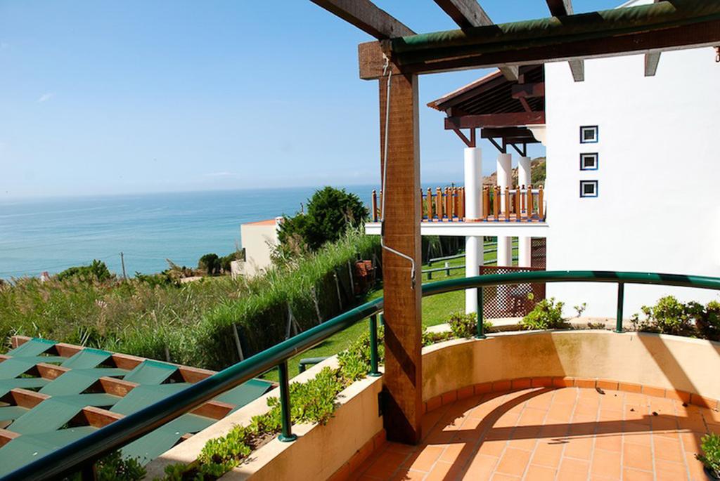 Blue S. Martinho Apartment Sao Martinho do Porto Luaran gambar